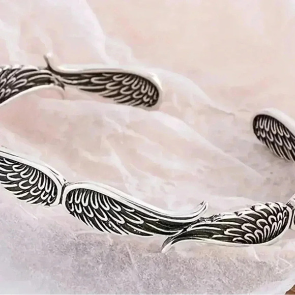 Angel unisex wings adjustable open bracelet - Picture 2 of 6